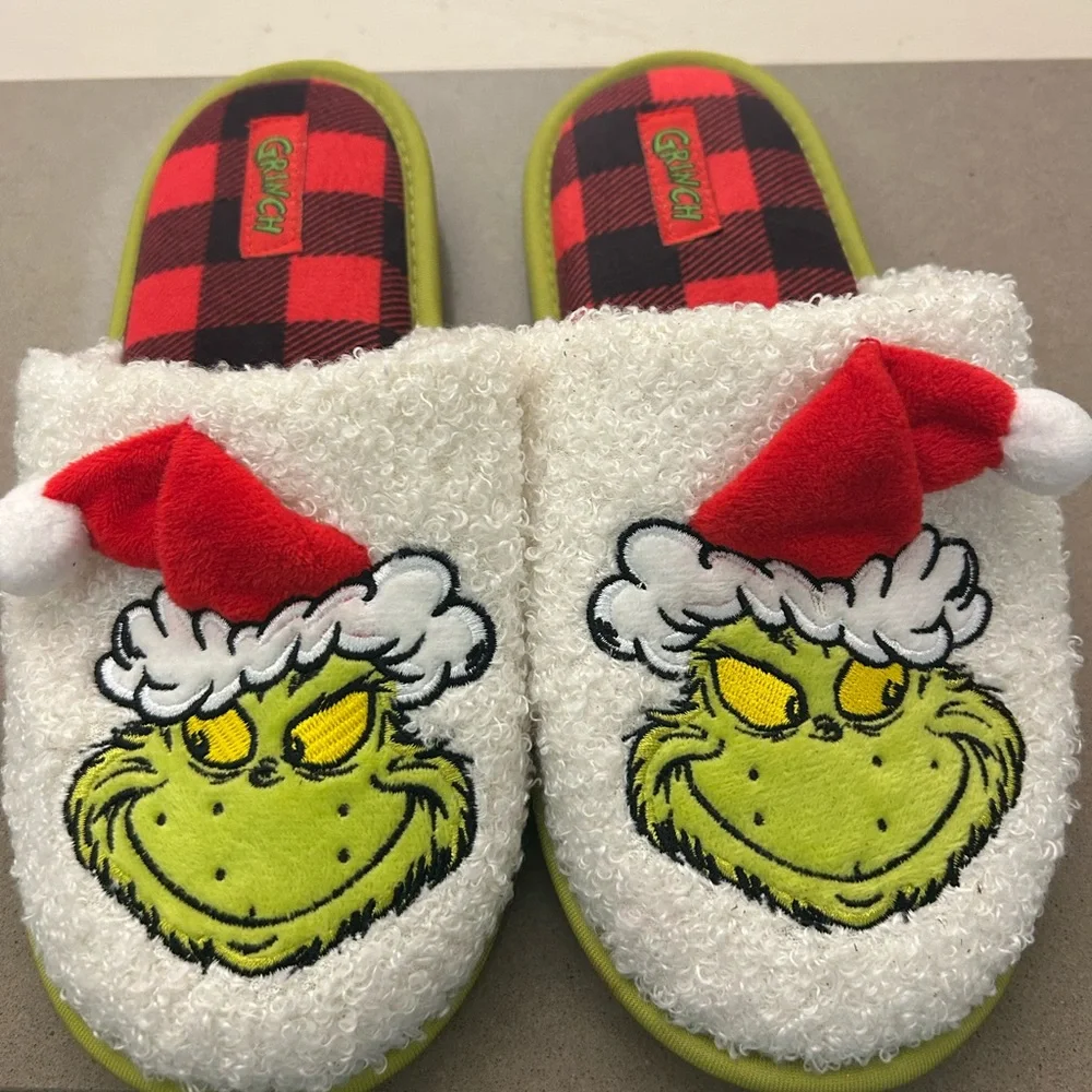 Christmas Kids Grinch Slippers with Santa Hat - White and Green L-2-3